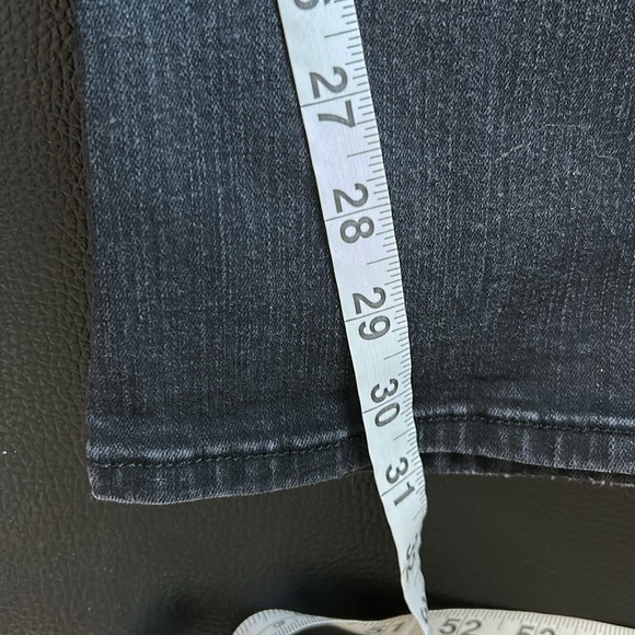 MOTHER The Weekender Jean Not Guilty Black Flare Leg Mid Rise Tuckernuck Sz 31 - Picture 16 of 16